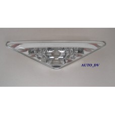 FORD FOCUS 98-04 MIGACZ NA BŁOTNIK BIAŁY-CLEAR RYF