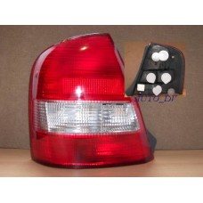 MAZDA 3 03-09 LAMPA TYLNA SEDAN L