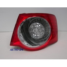 VW JETTA 05-10 LAMPA TYLNA ZEW R