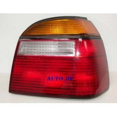 VW GOLF III 91-97 LAMPA TYLNA Ż/CZ P