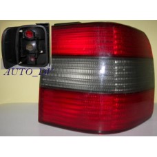 VW PASSAT B4 93-96 LAMPA TYLNA DYM. SED.P